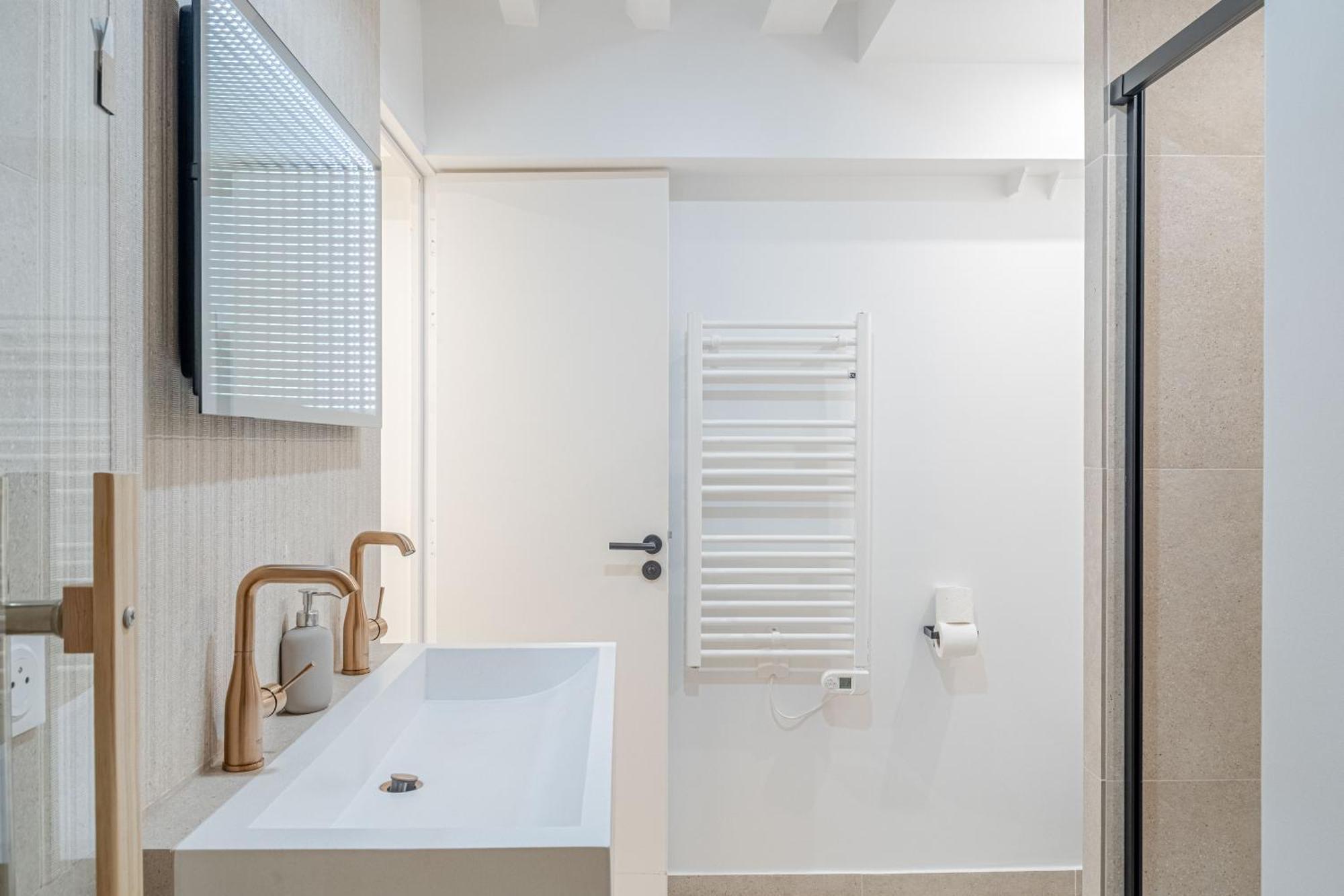 Lavie Maison A C & Sauna パリ エクステリア 写真